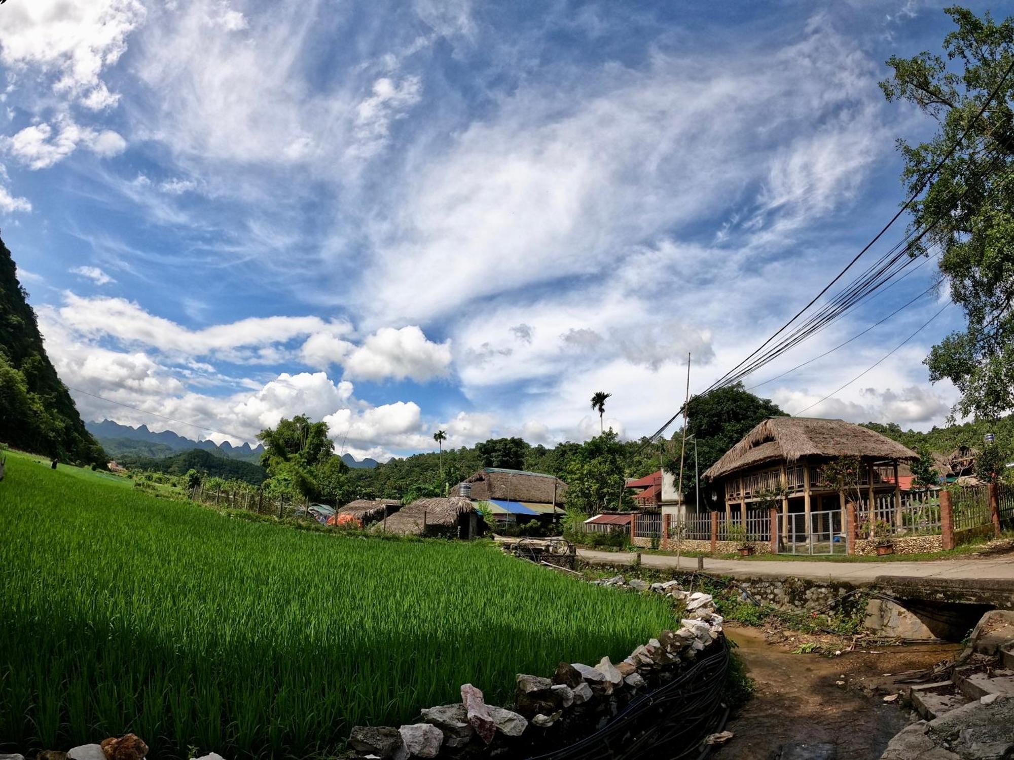 Appartamento Thavill Retreat Hagiang Ha Giang Esterno foto